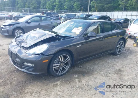 2013 Porsche Panamera 4 from USA, damaged, VIN WP0AA2A74DL012052
